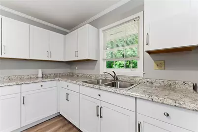 1179 Burbank Trail, Morrow, GA 30260 - Photo 15
