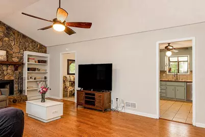 5328 Ferry Creek Lane, Acworth, GA 30102 - Photo 5