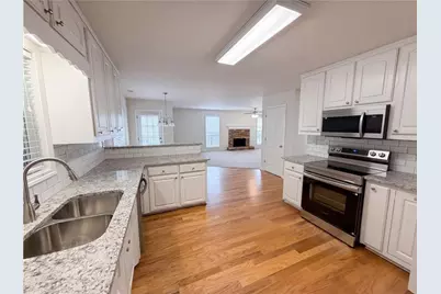 4129 Duncan Ives Drive, Buford, GA 30519 - Photo 7