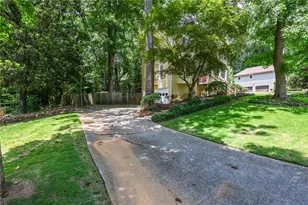 3301 Rae Pl, Lawrenceville, GA 30044 - Photo 3