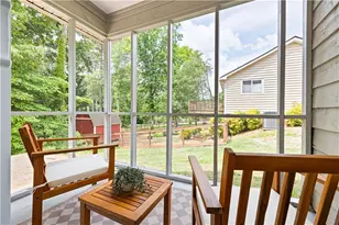 2252 Turtle Club Dr NE, Marietta, GA 30066 - Photo 13