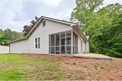 2252 Turtle Club Drive NE, Marietta, GA 30066 - Photo 35