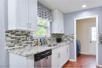 4926 Lake Park Lane, Acworth, GA 30101 - Photo 9