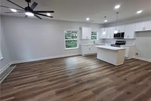 769 Carlton St SE, Gainesville, GA 30501 - Photo 3