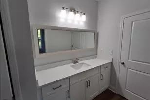 769 Carlton St SE, Gainesville, GA 30501 - Photo 9
