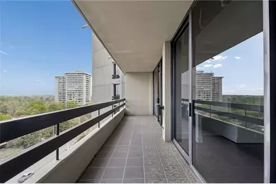 2660 Peachtree Road NW #13F, Atlanta, GA 30305 - Photo 37