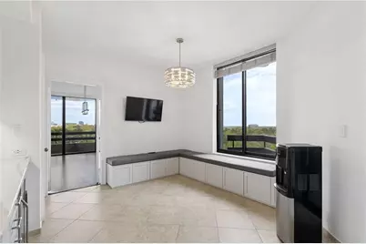 2660 Peachtree Road NW #13F, Atlanta, GA 30305 - Photo 19