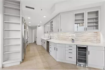 2660 Peachtree Road NW #13F, Atlanta, GA 30305 - Photo 21
