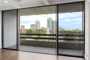 2660 Peachtree Rd NW, Atlanta, GA 30305 - Photo 11
