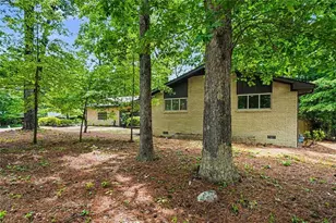 2700 Hawaii Ct, Decatur, GA 30033 - Photo 1