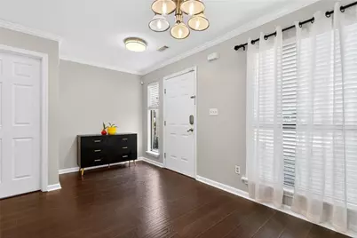 6393 Hawthorne Terrace, Peachtree Corners, GA 30092 - Photo 9