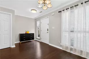 6393 Hawthorne Terrace, Peachtree Corners, GA 30092 - Photo 9