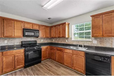 10732 James Drive, Jonesboro, GA 30238 - Photo 13