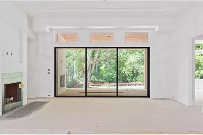 10910 Woodstock Road, Roswell, GA 30075 - Photo 9