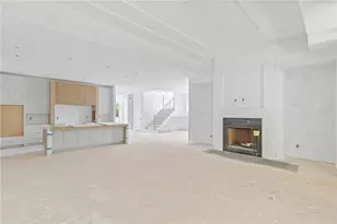 10910 Woodstock Rd, Roswell, GA 30075 - Photo 13