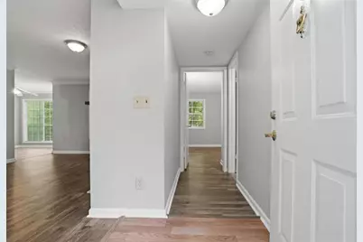 704 Glenleaf Drive, Peachtree Corners, GA 30092 - Photo 3