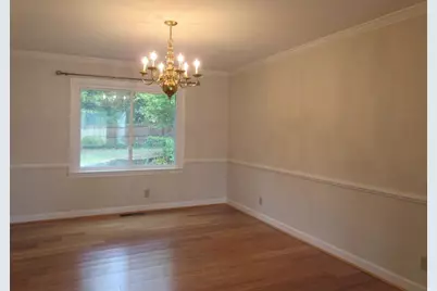 4635 Villa Chase Drive NE, Marietta, GA 30068 - Photo 9
