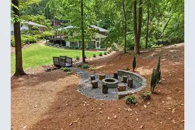 1850 Fern Creek Lane NE, Atlanta, GA 30329 - Photo 9