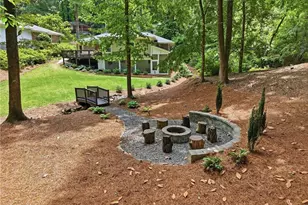 1850 Fern Creek Ln NE, Atlanta, GA 30329 - Photo 9