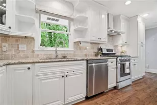 1850 Fern Creek Ln NE, Atlanta, GA 30329 - Photo 15