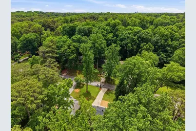 1850 Fern Creek Lane NE, Atlanta, GA 30329 - Photo 73