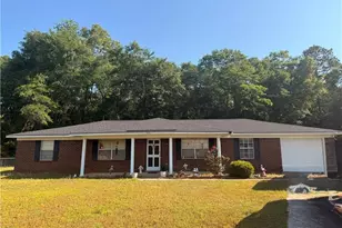 306 Ash Ct, Albany, GA 31705 - Photo 1
