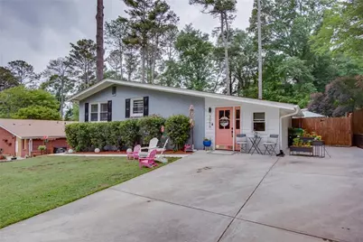 3056 Vine Circle, Decatur, GA 30033 - Photo 1