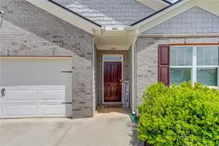 149 Starbuck Parkway, Pendergrass, GA 30567 - Photo 3