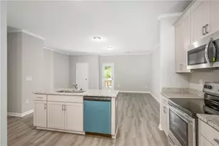 2826 Laurel Ridge Cir, East Point, GA 30344 - Photo 7