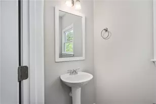 2826 Laurel Ridge Cir, East Point, GA 30344 - Photo 13