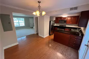 16 Villa Ct SE, Smyrna, GA 30080 - Photo 5