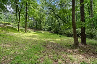 1340 W Garmon Road, Sandy Springs, GA 30327 - Photo 23