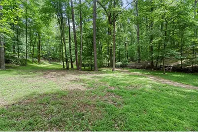1340 W Garmon Road, Sandy Springs, GA 30327 - Photo 21