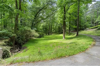 1340 W Garmon Road, Sandy Springs, GA 30327 - Photo 7