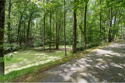 1340 W Garmon Road, Sandy Springs, GA 30327 - Photo 11