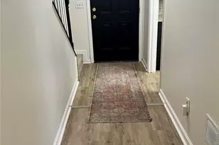 138 Sterling Ct, Alpharetta, GA 30004 - Photo 3