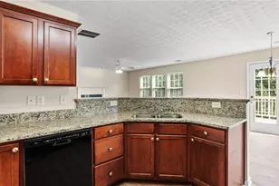 317 Franklin St, Braselton, GA 30517 - Photo 11