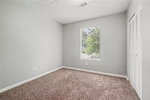 4406 Blackbirch Ln, Decatur, GA 30034 - Photo 9