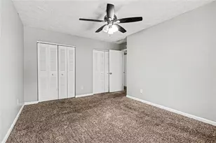 4406 Blackbirch Ln, Decatur, GA 30034 - Photo 13
