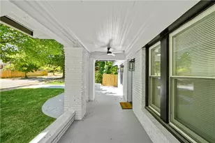 1023 Byron Dr SW, Atlanta, GA 30310 - Photo 3
