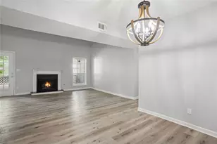 6430 Oakleaf Way, Morrow, GA 30260 - Photo 9