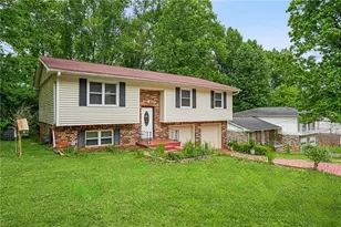 1476 Indian Forest Trail, Stone Mountain, GA 30083 - Photo 3