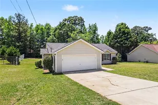 30 Canterbury Dr, Grantville, GA 30220 - Photo 3