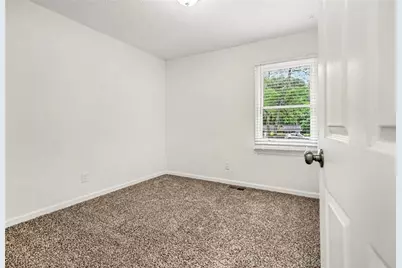 19 Thomas Way, Newnan, GA 30263 - Photo 5