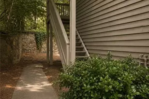 1303 Country Park Dr, Smyrna, GA 30080 - Photo 3