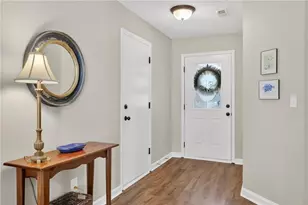 215 Tanners Ct, Johns Creek, GA 30022 - Photo 5