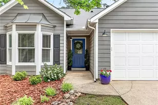 215 Tanners Ct, Johns Creek, GA 30022 - Photo 3