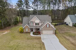 404 Copper Ridge Dr, Loganville, GA 30052 - Photo 1