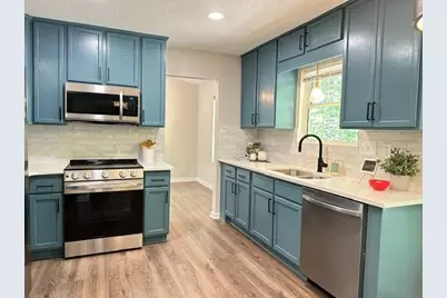 7334 Drake Avenue, Lithonia, GA 30058 - Photo 9