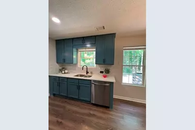 7334 Drake Avenue, Lithonia, GA 30058 - Photo 13